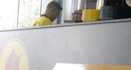 Maskesiz çalışıyorlar Abdullah Hacı görmüyor mu?