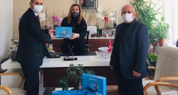 Babaeskili Öğrencilere BTSO’dan tablet desteği