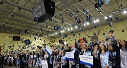 Mezuniyet coşkusu yaşadılar