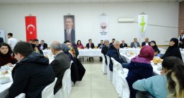Roman vatandaşlara ve depremzedelere iftar verildi
