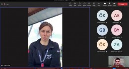 Mühendisler mezun kürsüsüne katıldılar