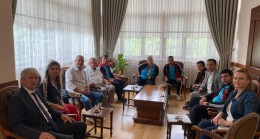 Dereceye giren öğrencilerden Müdür vekili Ergin’e ziyaret