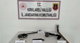 Defineciler suçüstü yakalandı