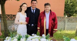 ”Evliliğinizde atacağınız her adımı Allah rızasını gözeterek atın”