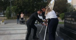 Lüleburgaz’da İlköğretim Haftası Çelenk Sunma Töreni Gerçekleştirildi