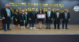 Avukatlığa ilk adımını attı