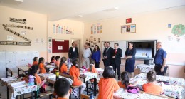 Vali Ekici’den Alpullu Şeker İlkokuluna ziyaret