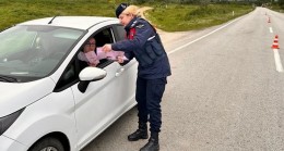 JANDARMA EKİPLERİ BİLGİLENDİRME FAALİYETİ GERÇEKLEŞTİRDİ