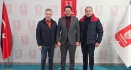 Kırklareli TSO Başkanı Soner Ilık ile Meclis Üyesi Kadir Duran, Pınarhisar Belediye Başkanı İhsan Talay’ı ziyaret etti