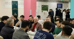 VALİ UĞUR TURAN SAHURDA ÖĞRENCİLERLE BULUŞTU