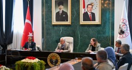 Vali Uğur Turan Vatandaşlarla Buluşmaya Devam Ediyor