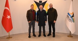 Başkan Ilık, Yılmazoğlu Şirketi Sahiplerini Yeni Hizmet Binasında Ağırladı