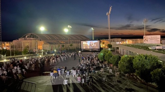 Lüleburgaz açık hava  sinemasını sevdi