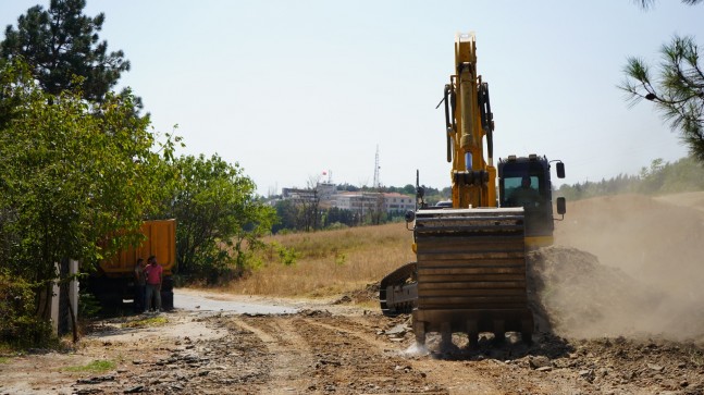 Giriş yolu yenileniyor