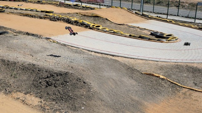 Model araçların Off-Road’ı yapıldı