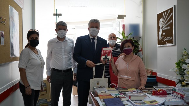 Bir kitap da sen bağışla!