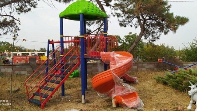 Bir köye daha oyun parkı