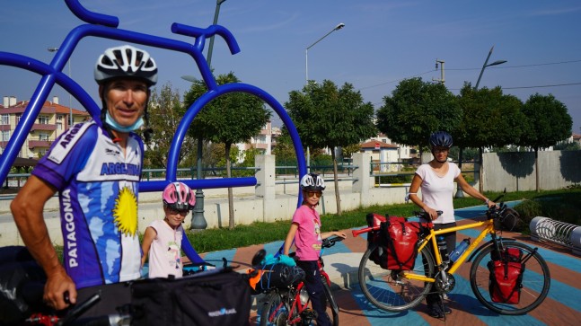 Aile boyu pedalladılar