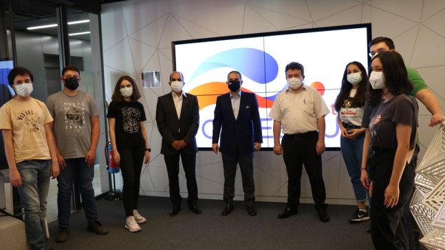 Liseliler Teknofest’te Elektrikli Araçlarını Yarıştırıyor!