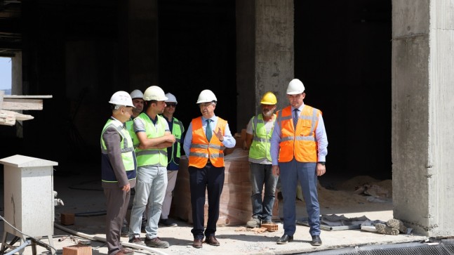 KLÜ’ye akıllı bina