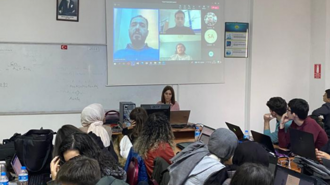 KLÜ Mezunları Öğrencilerle Buluştu