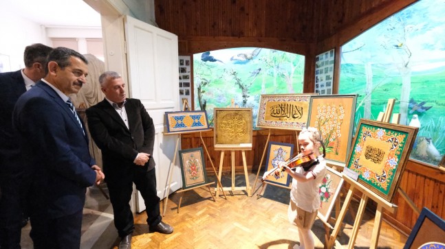 Kırklareli Valisi Birol Ekici, Müzeler Haftası münasebetiyle düzenlenen programa katıldı…