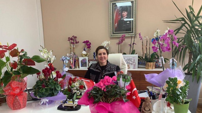 Babaeski İlçe Milli Eğitim Müdürü Kadriye Tokat Anneler Günü mesajı yayınladı