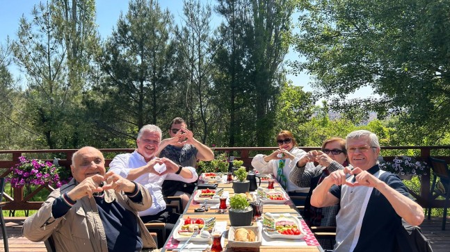 Anneler gününü kutladılar