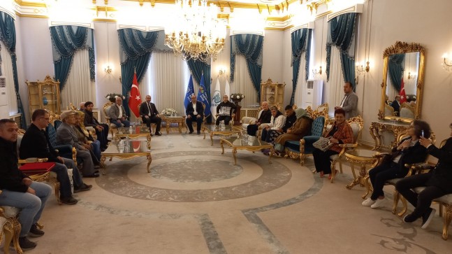 Ziyaret edilerek plaket takdim edildi