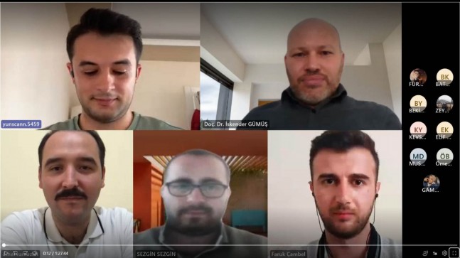 Öğrencilere mülakat tecrübelerini aktardı