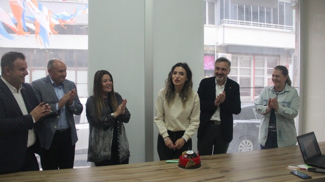 Yeni yaşına AK Parti Babaeski İlçe Başkanlığında girdi