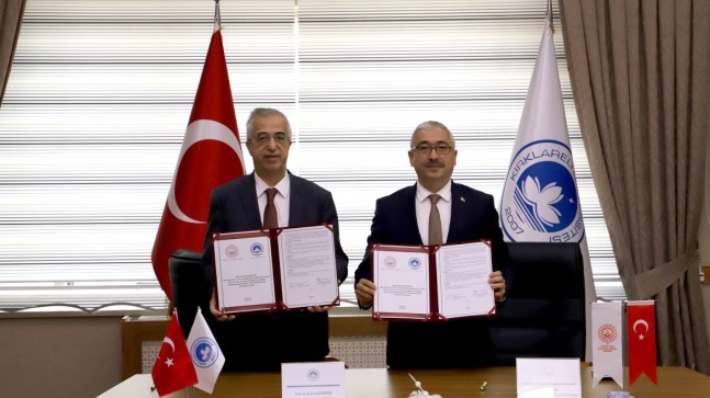 Yaşlıların sosyal yaşama katılması amaçlanıyor