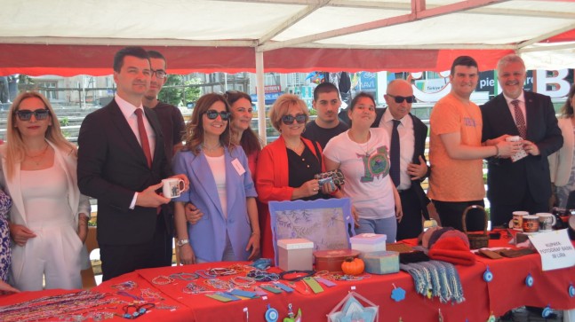 Yılsonu sergi ve kermesi ziyaret edildi