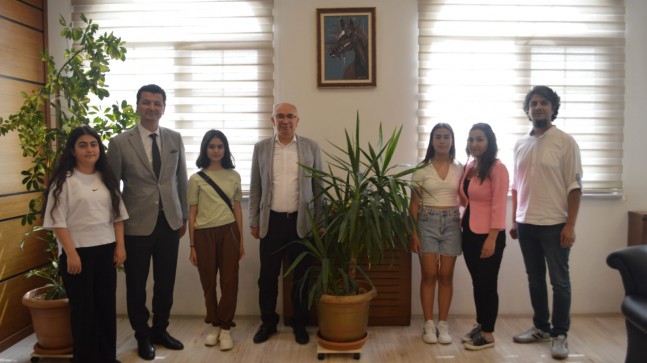 Öğrencilerden iade-i ziyaret