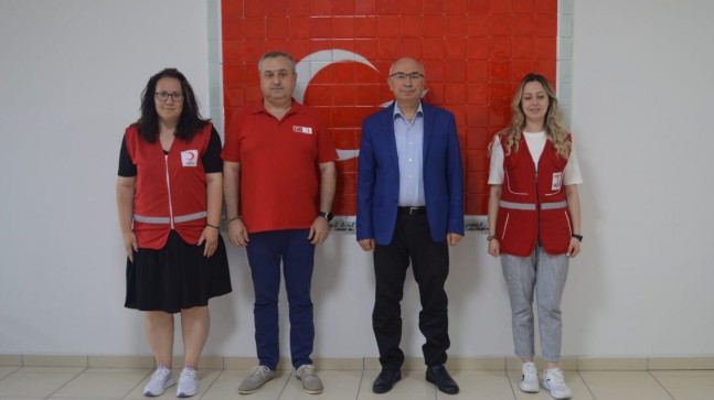 Kızılay’dan Kaymakam Yüce’ye ziyaret