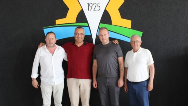 KTSO Yönetim Kurulu Başkanı Soner Ilık, Lüleburgazspor Başkanı Özgür Kaya’yı ağırladı