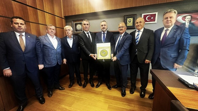 Sarıçam’ı Gazi Mecliste ziyaret ettiler