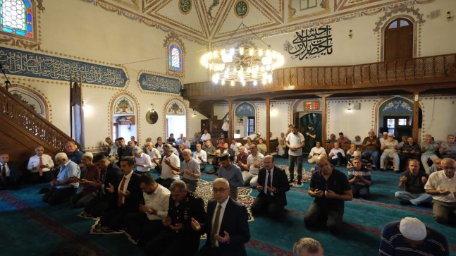Hızırbey Camisinde Mevlid- Şerif okutuldu