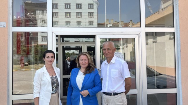 Kırklareli Fen Lisesini ziyaret ederek brifing aldı