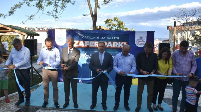 Zafer Park törenle açıldı