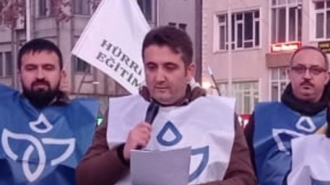 HÜRRİYETÇİ EĞİTİM SEN MEMUR VE EMEKLİLER İÇİN, YOKSULLUK SINIRI ALTINDA BİR MAAŞI KABUL ETMİYOR!