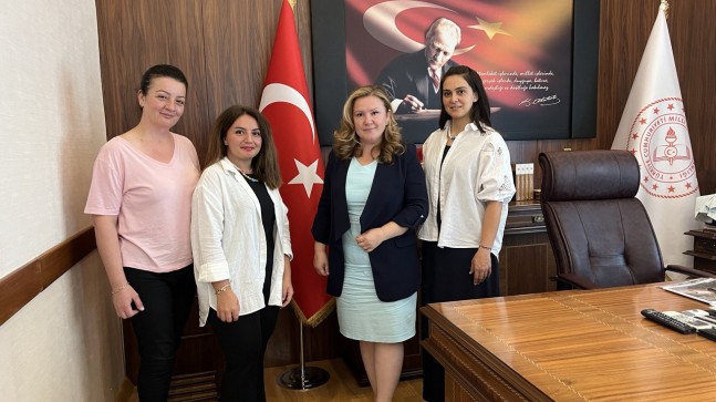 Üreten Kadınlardan hayırlı olsun ziyareti