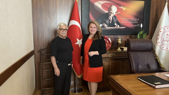 ‘’Yeni görevinde başarılar diledi’’