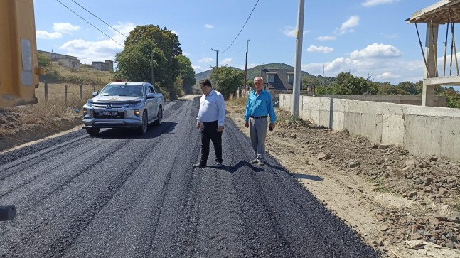 Sıcak asfalt serim işlemine başlandı