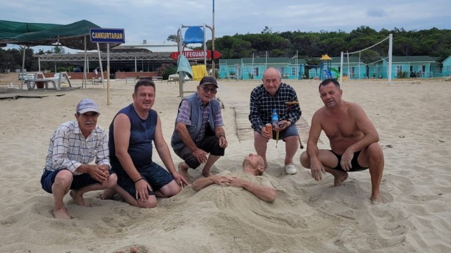 Enez’de deniz ve güneşin tadını çıkardılar