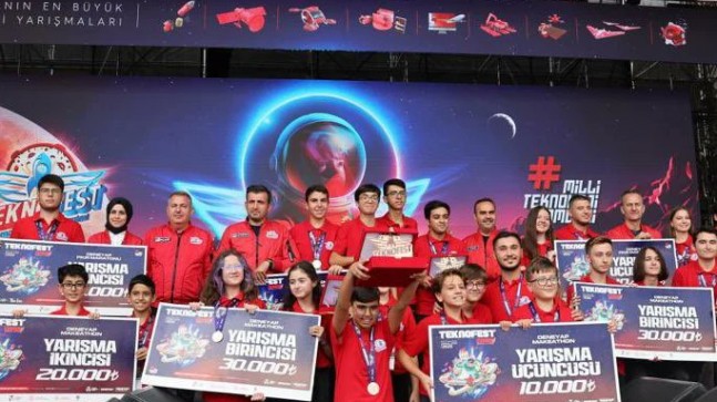 Hayalperest Dahiler’in kazandığı başarıdan sonra tebrik mesajı yayınladı