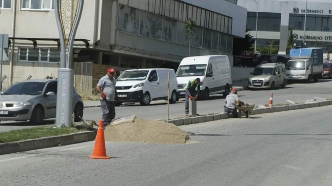 *Kırklareli Belediyesi, Şehrin Her Köşesinde Aralıksız Çalışıyor*