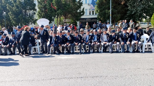 GAZİLİK ÖMÜR BOYU TAŞINACAK BİR ŞEREFTİR