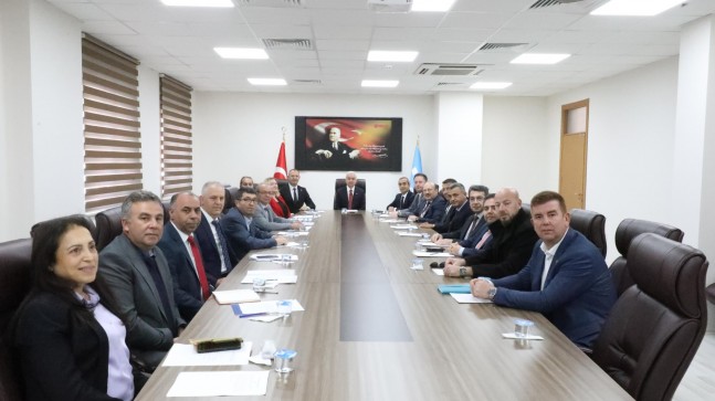 Kırklareli TSO Meclis Başkanı İsmail Hakkı Özsan, “Kırklareli İl İstihdam ve Mesleki Eğitim Kurulu 2024 Yılı 4. Olağan Toplantısı”na katıldı