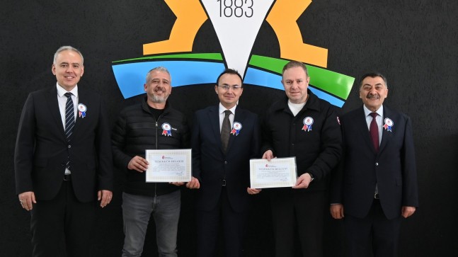 Kırklareli TSO Başkanı Soner Ilık ile Yönetim Kurulu Üyesi Recep Bars’a “Teşekkür Belgesi” Takdim Edildi